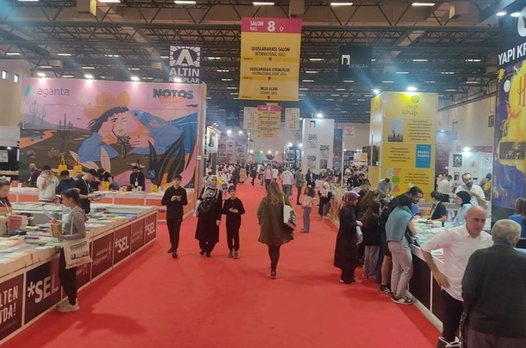 نمایشگاه کتاب وان (نوامبر): کتاب‌های ترکی و بین‌المللی