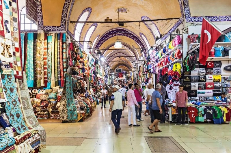 بازار صنایع‌دستی وان (Van El Sanatları Çarşısı): سوغاتی‌های منحصربه‌فرد